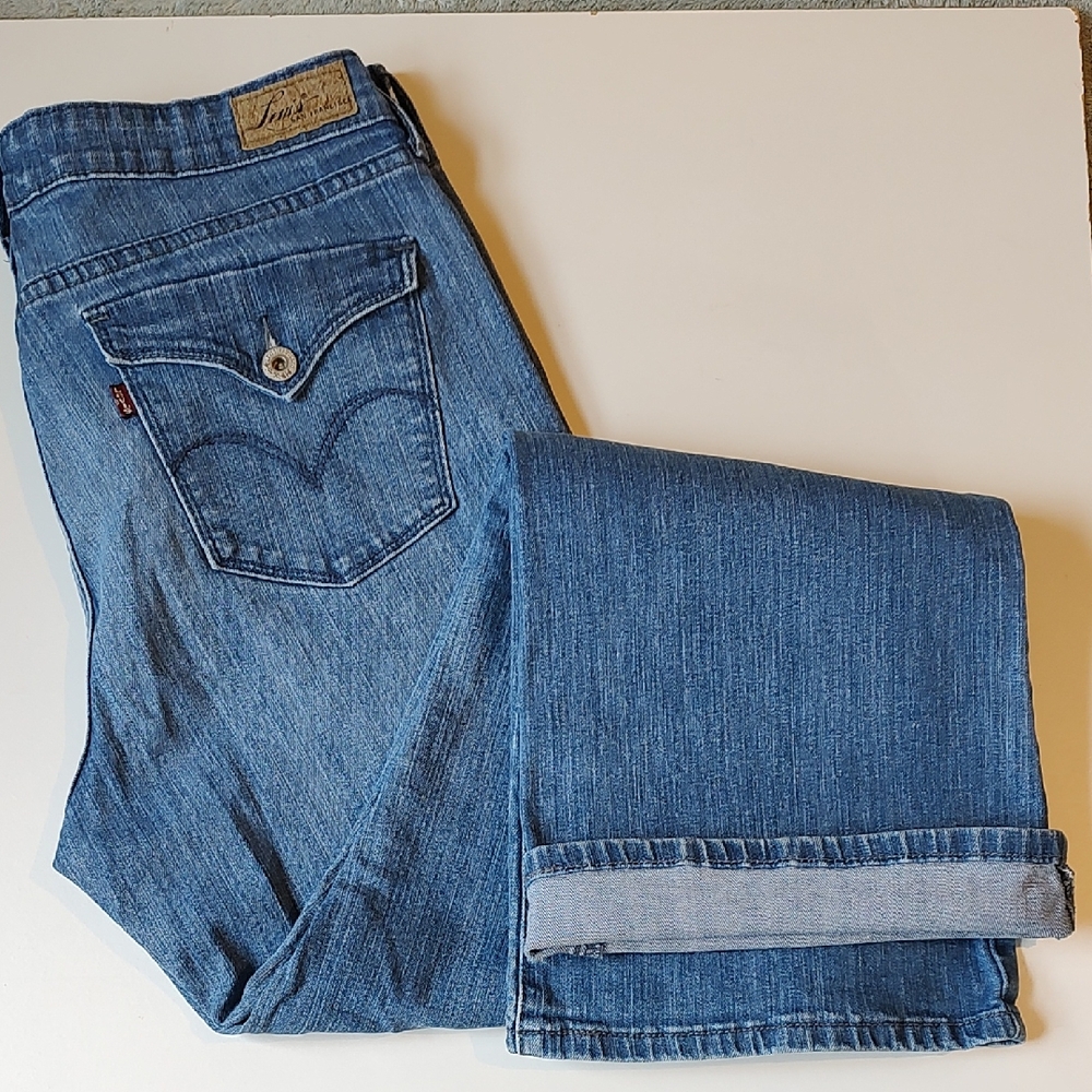 Levi's Medium Blue Straight-Leg Women's Jeans - Picture 1 of 8